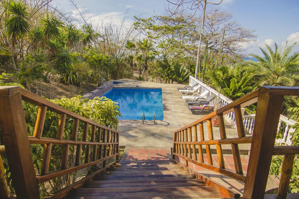 Ocean View Happy Hill Hotel 2*